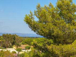 Apartment Le Dauphin-2 by Interhome